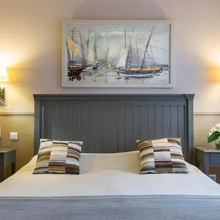 Ajoncs D'or Otel 3*