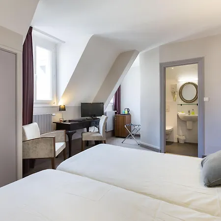 Otel Ajoncs D'or 3*