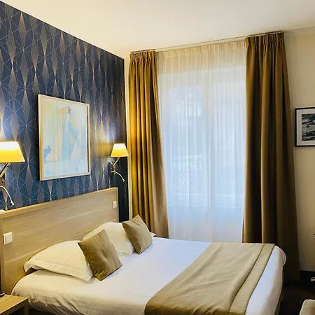 Ajoncs D'or Otel 3*