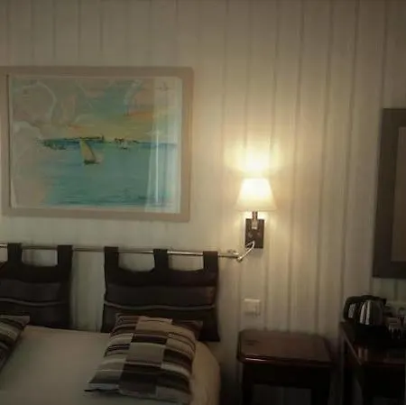 Otel Ajoncs D'or 3*