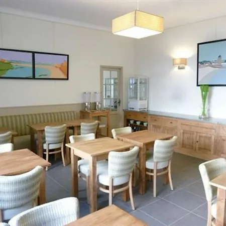 Ajoncs D'or Otel